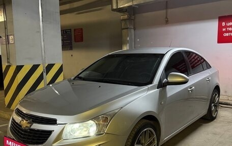 Chevrolet Cruze II, 2013 год, 850 000 рублей, 6 фотография