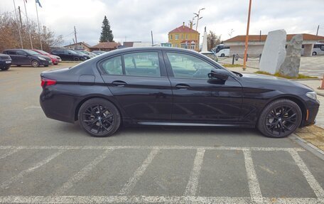 BMW 5 серия, 2021 год, 5 300 000 рублей, 4 фотография