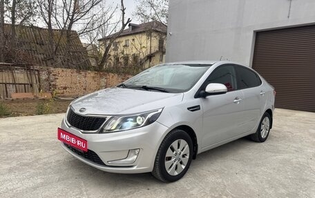 KIA Rio III рестайлинг, 2013 год, 730 000 рублей, 2 фотография