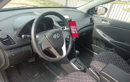 Hyundai Solaris II рестайлинг, 2014 год, 999 000 рублей, 12 фотография