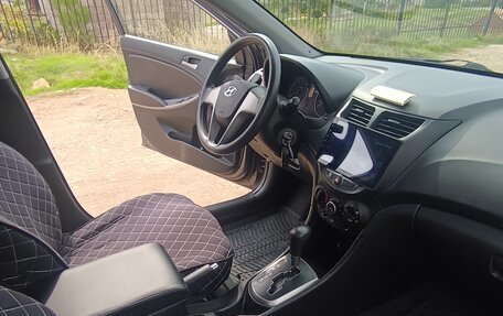 Hyundai Solaris II рестайлинг, 2014 год, 999 000 рублей, 15 фотография