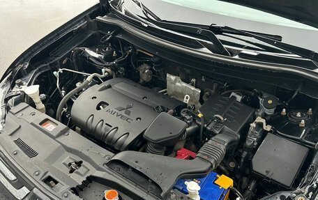 Mitsubishi Outlander III рестайлинг 3, 2013 год, 1 290 000 рублей, 17 фотография