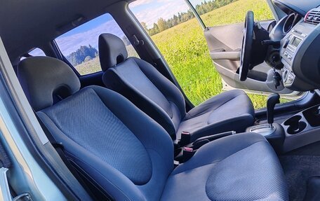 Honda Jazz I рестайлинг, 2008 год, 735 000 рублей, 30 фотография