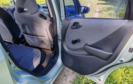 Honda Jazz I рестайлинг, 2008 год, 735 000 рублей, 23 фотография