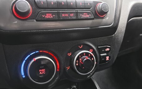 KIA Rio III рестайлинг, 2014 год, 679 000 рублей, 15 фотография