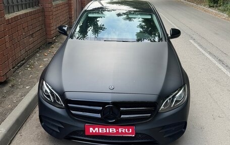 Mercedes-Benz E-Класс, 2017 год, 1 930 000 рублей, 1 фотография