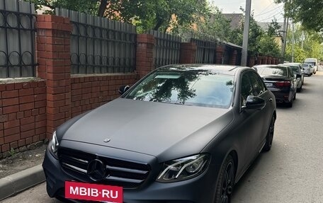 Mercedes-Benz E-Класс, 2017 год, 1 930 000 рублей, 3 фотография