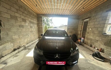 Mercedes-Benz E-Класс, 2015 год, 1 800 000 рублей, 3 фотография