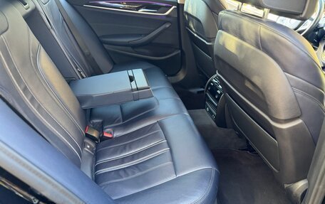 BMW 5 серия, 2019 год, 3 350 000 рублей, 27 фотография