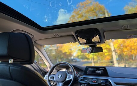 BMW 5 серия, 2019 год, 3 350 000 рублей, 28 фотография