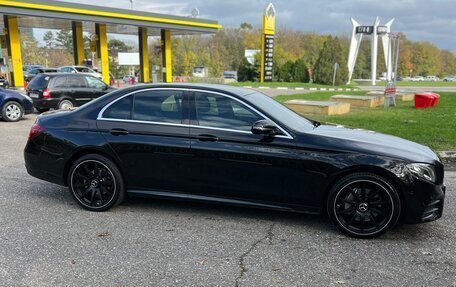 Mercedes-Benz E-Класс, 2018 год, 2 750 000 рублей, 6 фотография