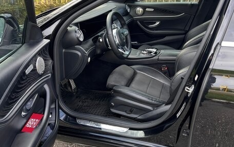 Mercedes-Benz E-Класс, 2018 год, 2 750 000 рублей, 13 фотография