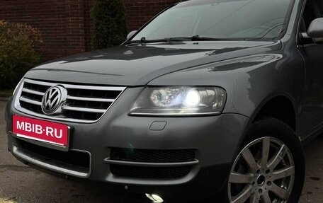 Volkswagen Touareg III, 2006 год, 900 000 рублей, 2 фотография