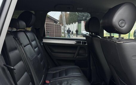 Volkswagen Touareg III, 2006 год, 900 000 рублей, 17 фотография