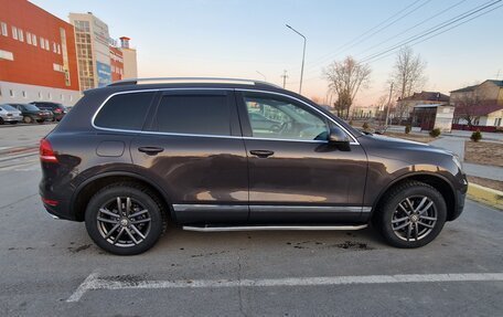 Volkswagen Touareg III, 2011 год, 1 999 999 рублей, 3 фотография