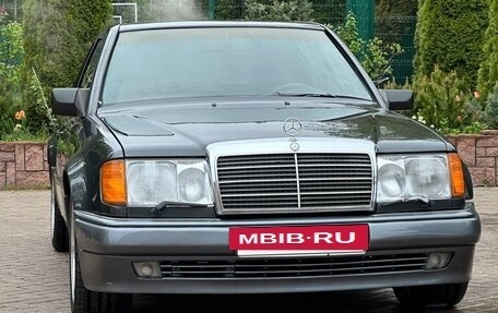 Mercedes-Benz E-Класс, 1993 год, 9 000 000 рублей, 8 фотография
