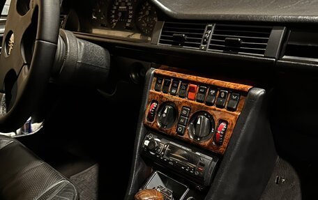 Mercedes-Benz E-Класс, 1993 год, 9 000 000 рублей, 25 фотография