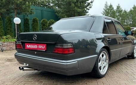 Mercedes-Benz E-Класс, 1993 год, 9 000 000 рублей, 18 фотография