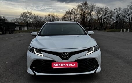 Toyota Camry, 2020 год, 3 150 000 рублей, 4 фотография