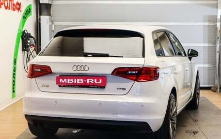 Audi A3, 2015 год, 1 589 000 рублей, 4 фотография