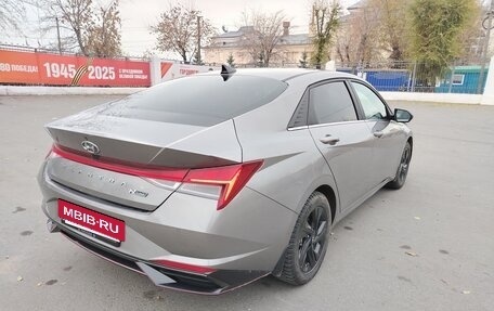 Hyundai Elantra, 2023 год, 2 250 000 рублей, 7 фотография