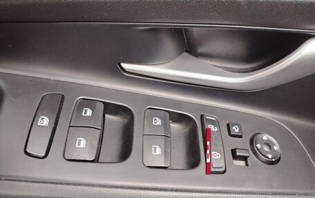 Hyundai Elantra, 2023 год, 2 250 000 рублей, 18 фотография