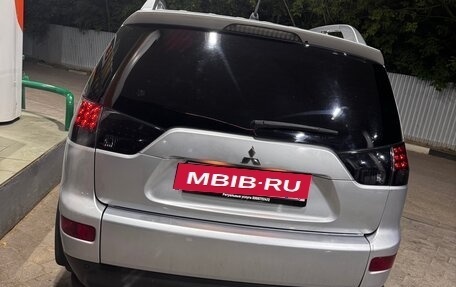 Mitsubishi Outlander III рестайлинг 3, 2008 год, 1 100 000 рублей, 8 фотография