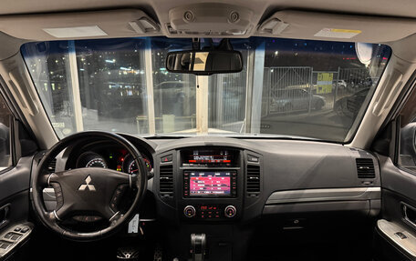 Mitsubishi Pajero IV, 2011 год, 1 950 000 рублей, 13 фотография