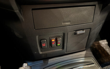 Mitsubishi Pajero IV, 2011 год, 1 950 000 рублей, 25 фотография