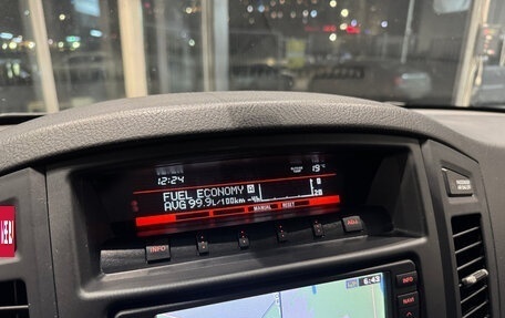 Mitsubishi Pajero IV, 2011 год, 1 950 000 рублей, 21 фотография