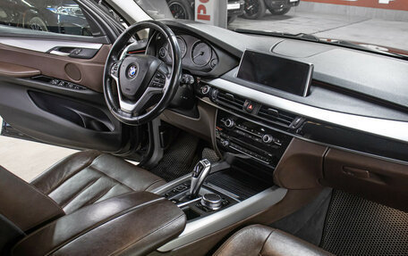 BMW X5, 2018 год, 3 800 000 рублей, 11 фотография