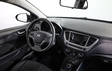 Hyundai Solaris II рестайлинг, 2019 год, 1 099 000 рублей, 9 фотография
