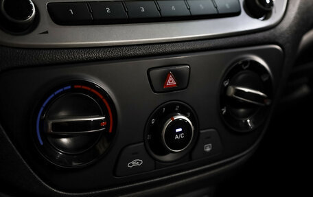 Hyundai Solaris II рестайлинг, 2019 год, 1 099 000 рублей, 16 фотография