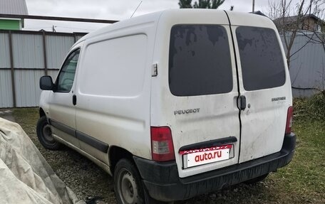 Peugeot Partner II рестайлинг 2, 2010 год, 295 000 рублей, 2 фотография