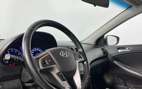 Hyundai Solaris II рестайлинг, 2014 год, 975 000 рублей, 24 фотография