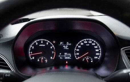 Hyundai Solaris II рестайлинг, 2019 год, 1 390 000 рублей, 6 фотография