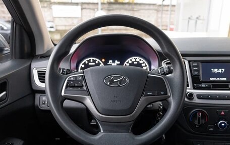 Hyundai Solaris II рестайлинг, 2019 год, 1 390 000 рублей, 5 фотография