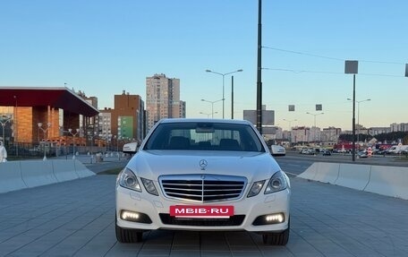 Mercedes-Benz E-Класс, 2010 год, 1 600 000 рублей, 8 фотография
