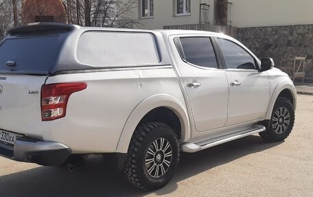 Mitsubishi L200 IV рестайлинг, 2018 год, 1 960 000 рублей, 6 фотография