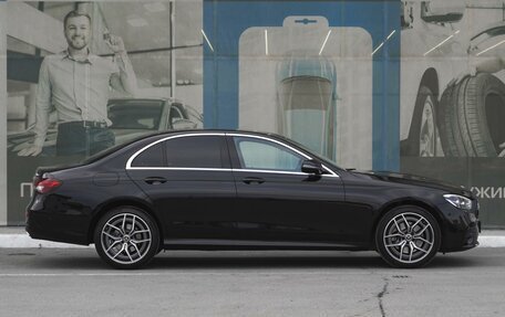 Mercedes-Benz E-Класс, 2021 год, 5 564 000 рублей, 2 фотография