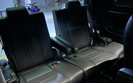 Toyota Alphard III, 2021 год, 7 900 000 рублей, 17 фотография