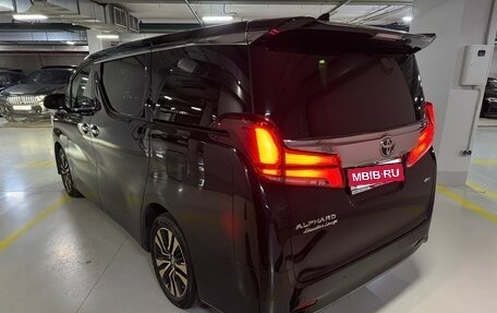 Toyota Alphard III, 2021 год, 7 900 000 рублей, 12 фотография