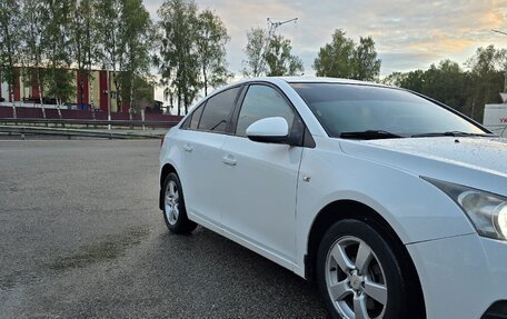 Chevrolet Cruze II, 2011 год, 550 000 рублей, 6 фотография