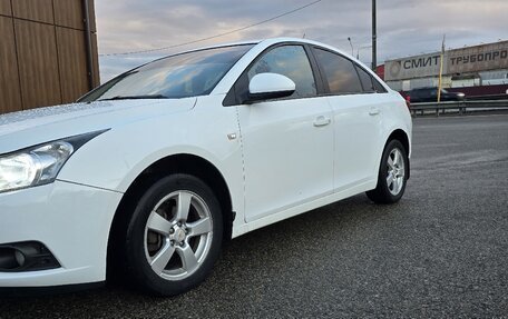 Chevrolet Cruze II, 2011 год, 550 000 рублей, 7 фотография