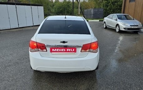 Chevrolet Cruze II, 2011 год, 550 000 рублей, 5 фотография