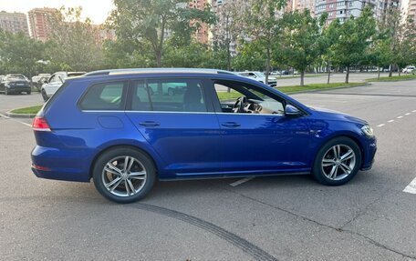 Volkswagen Golf VII, 2018 год, 1 570 000 рублей, 3 фотография