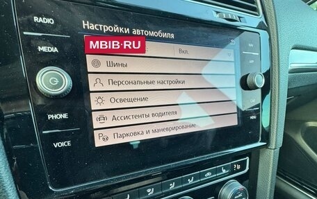 Volkswagen Golf VII, 2018 год, 1 570 000 рублей, 16 фотография