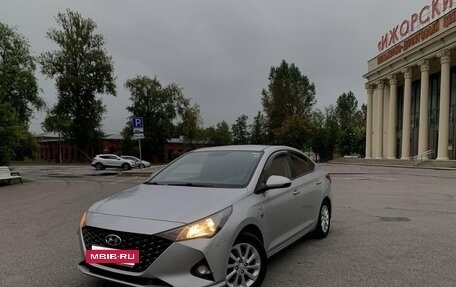 Hyundai Solaris II рестайлинг, 2021 год, 1 100 000 рублей, 2 фотография