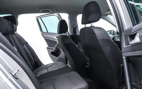 Volkswagen Golf VII, 2017 год, 1 250 000 рублей, 23 фотография