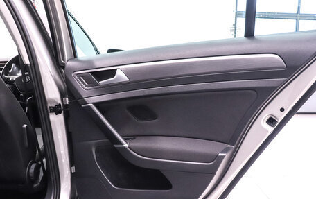 Volkswagen Golf VII, 2017 год, 1 250 000 рублей, 21 фотография